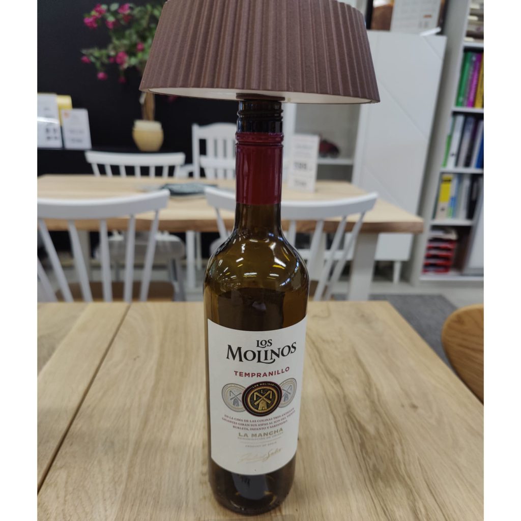 Relax koristevalaisin sisä- tai ulkokäyttöön