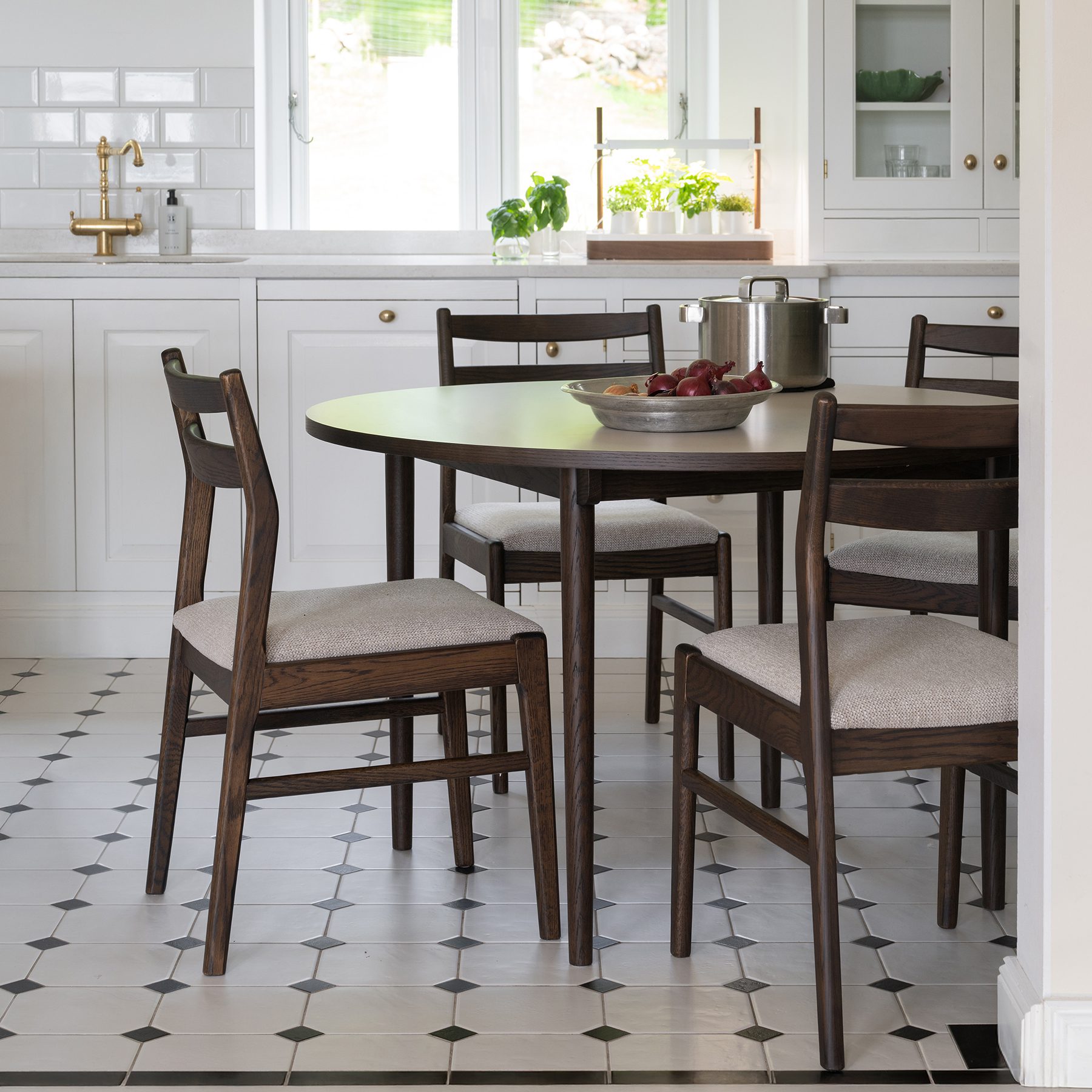 Fairmount pyöreä ruokapöytä ø120 cm - Image 4