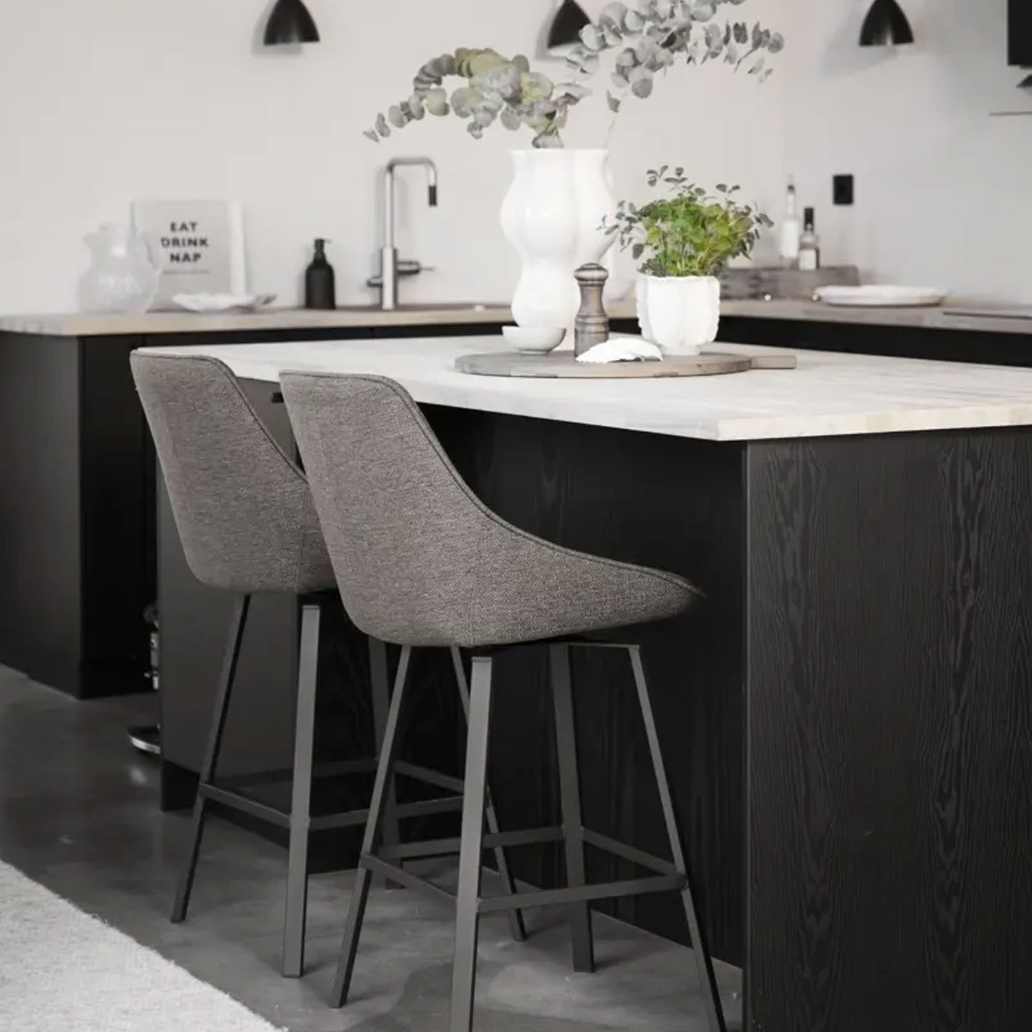 Alison baarituoli, kolme väriä - Image 6