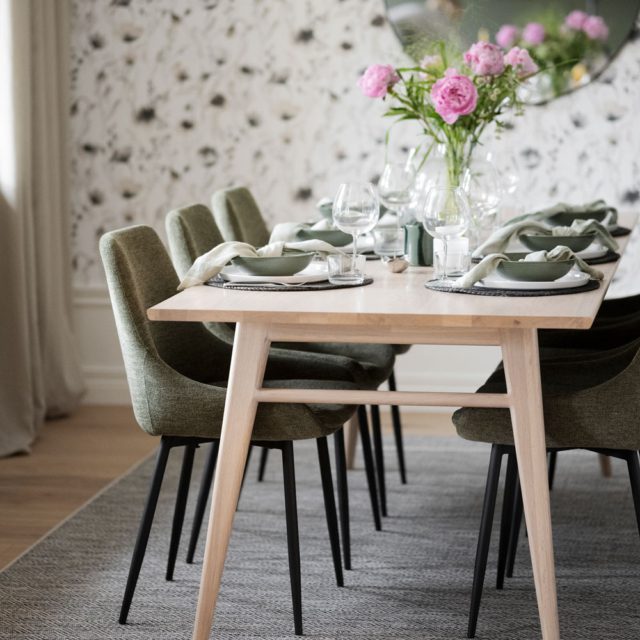 Sierra tuoli, useita värejä